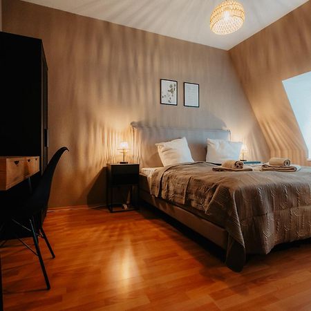 Luga Homes - Chausseehaus Lipsia Esterno foto