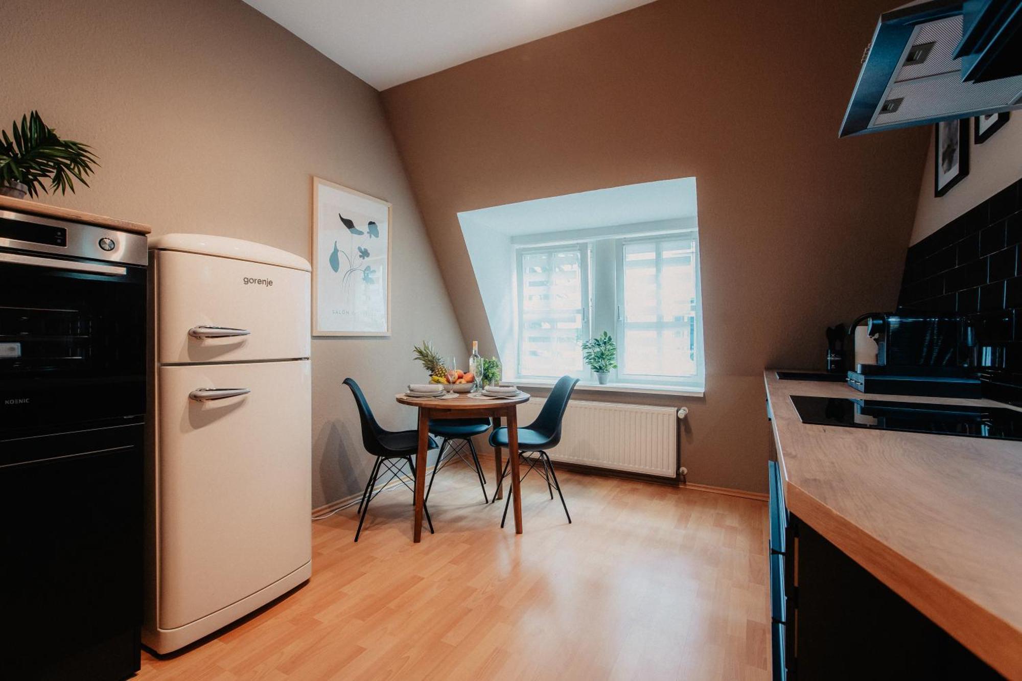 Luga Homes - Chausseehaus Lipsia Camera foto